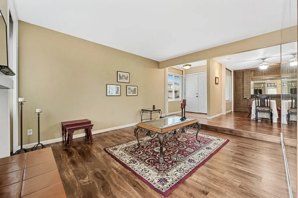 8419 E Harry Wichita KS 67207