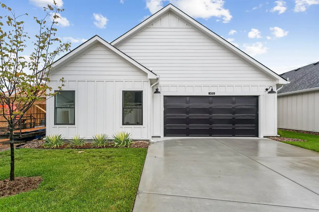 4512 N Harborside Street Wichita KS 67204