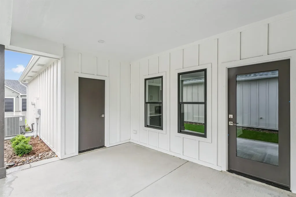 4512 N Harborside Street Wichita KS 67204