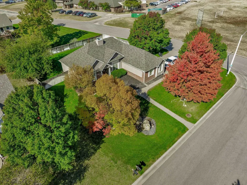 2013 N Grace Avenue Court Andover KS 67002