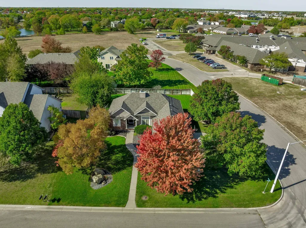 2013 N Grace Avenue Court Andover KS 67002