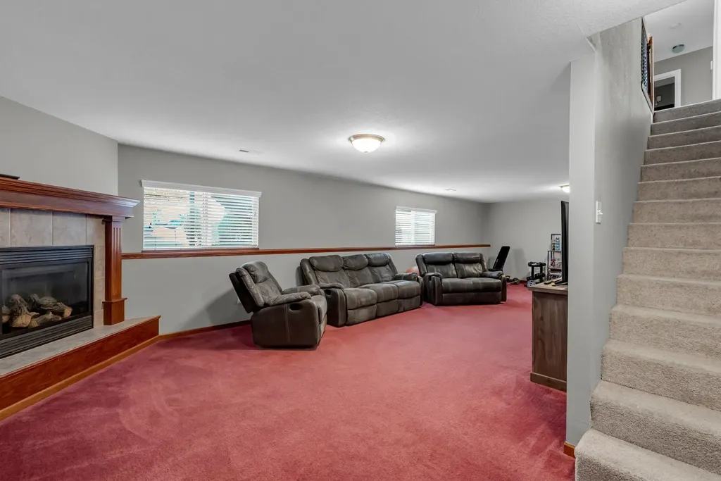 1528 E Prairie Hill Street Park City KS 67219