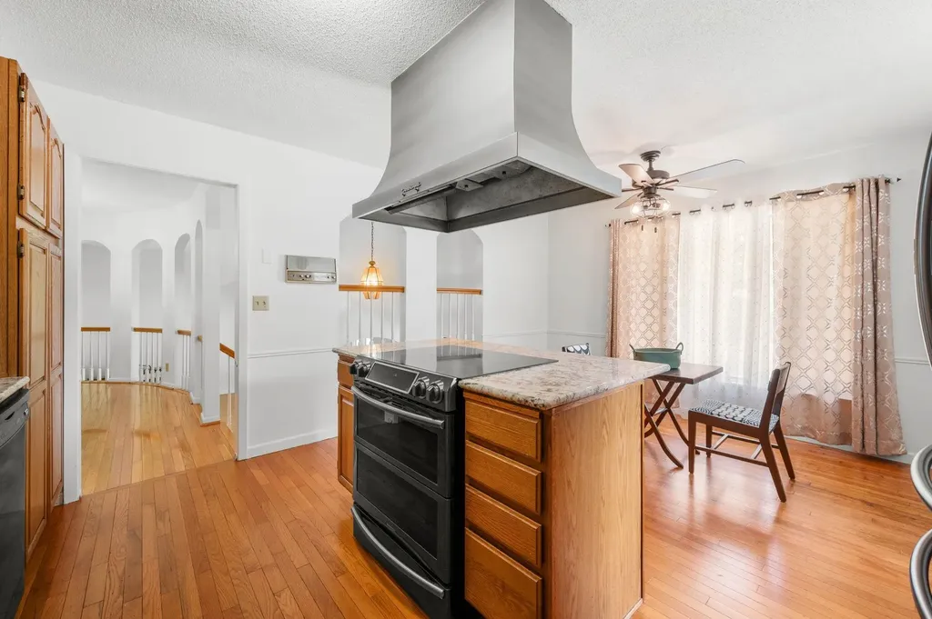 7911 E Donegal Street Wichita KS 67206
