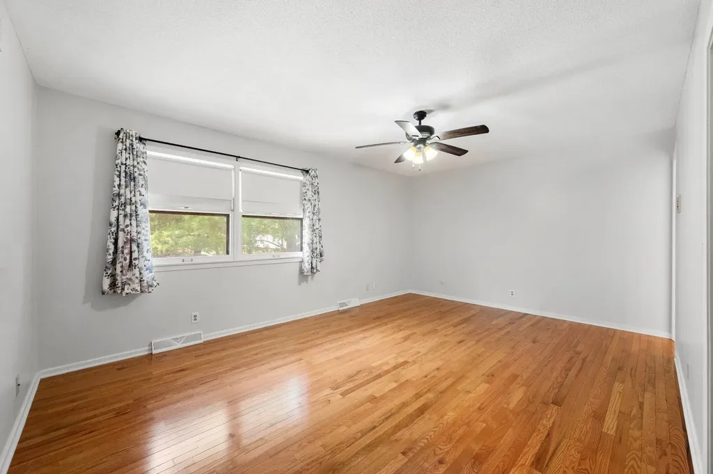 7911 E Donegal Street Wichita KS 67206