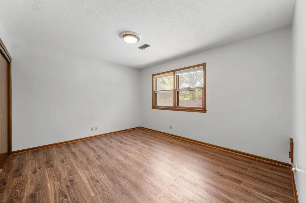 7911 E Donegal Street Wichita KS 67206