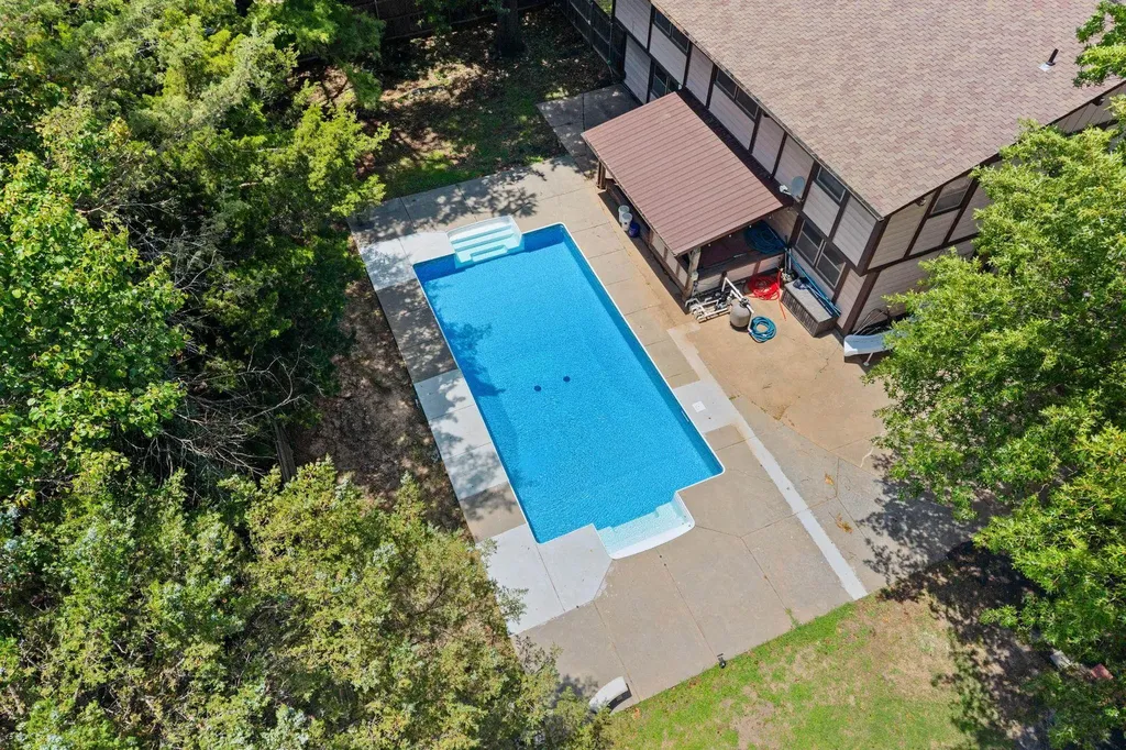 7911 E Donegal Street Wichita KS 67206