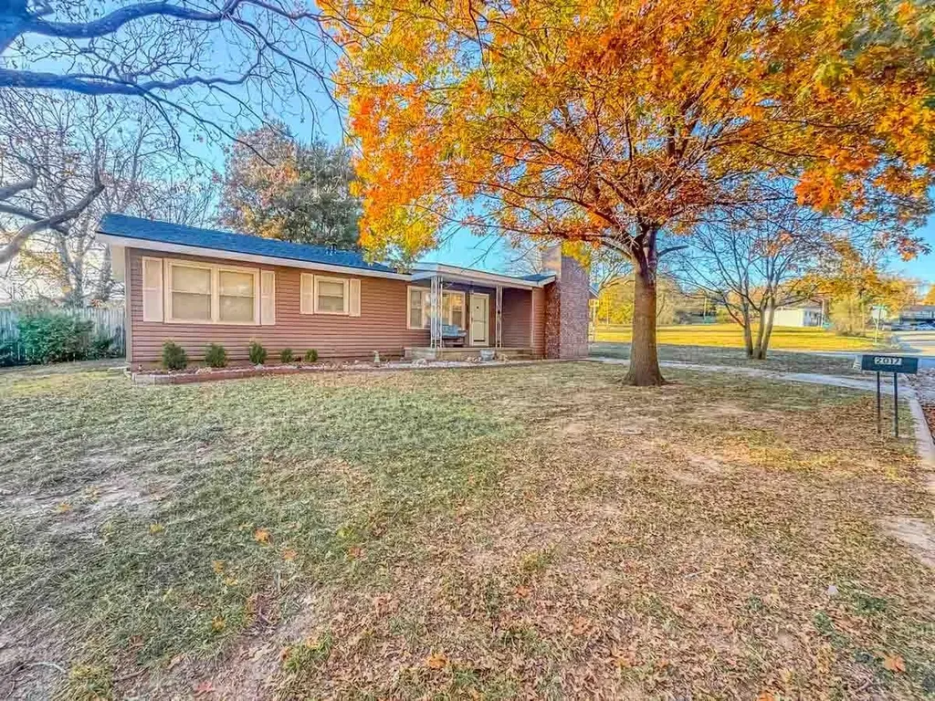2017 N A Street Arkansas City KS 67005