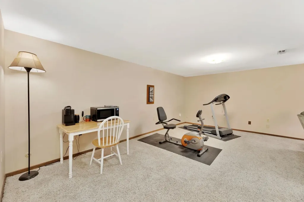 11112 W Taylor Circle Wichita KS 67212