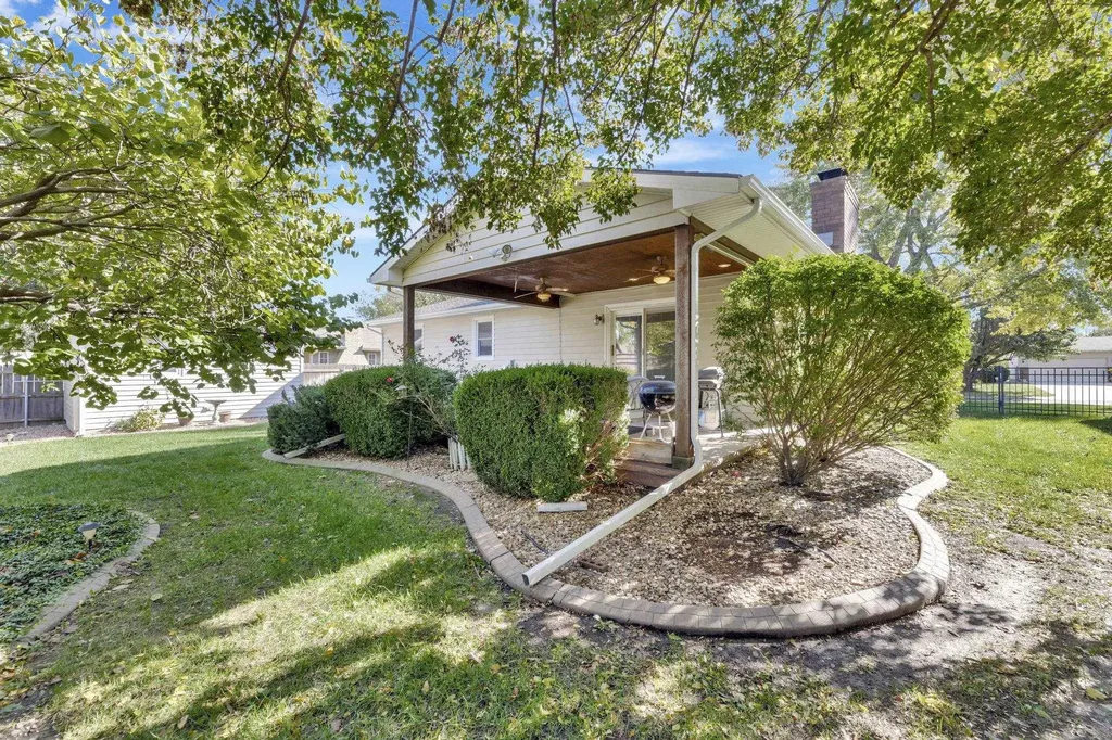 11112 W Taylor Circle Wichita KS 67212