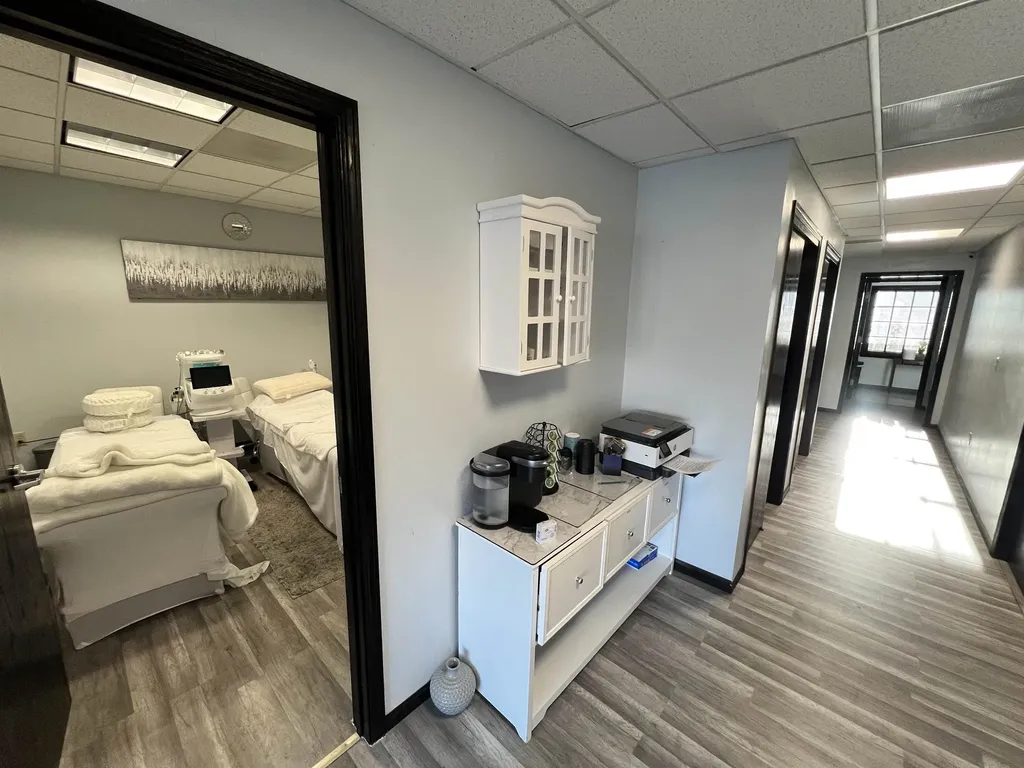 1841 N Rock Road Court Wichita KS 67206