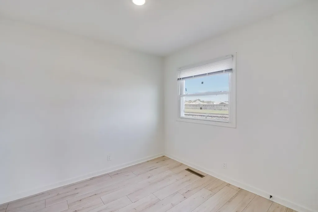 1508 E Catalina Wichita KS 67216