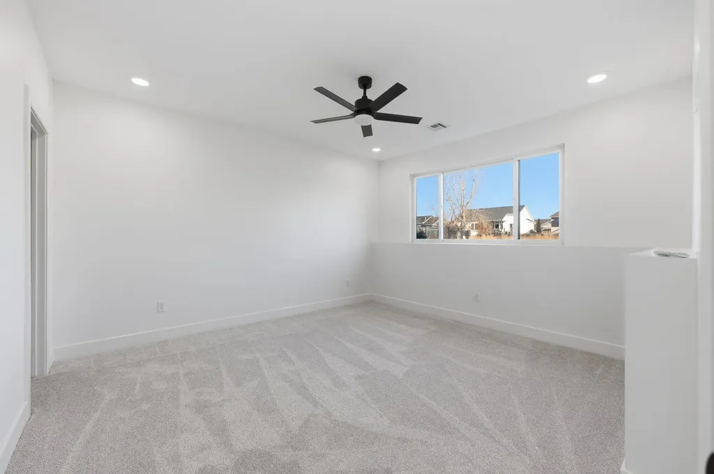 3871 N Estancia Court Wichita KS 67205