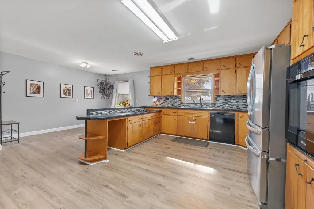 405 Circle Drive Wellington KS 67152