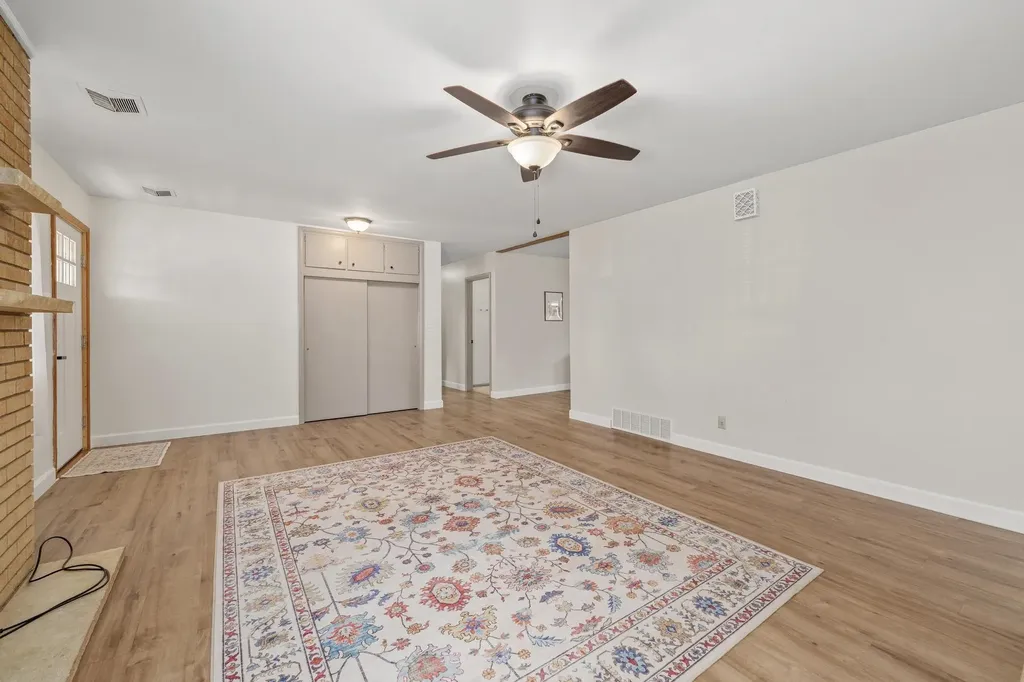 405 Circle Drive Wellington KS 67152
