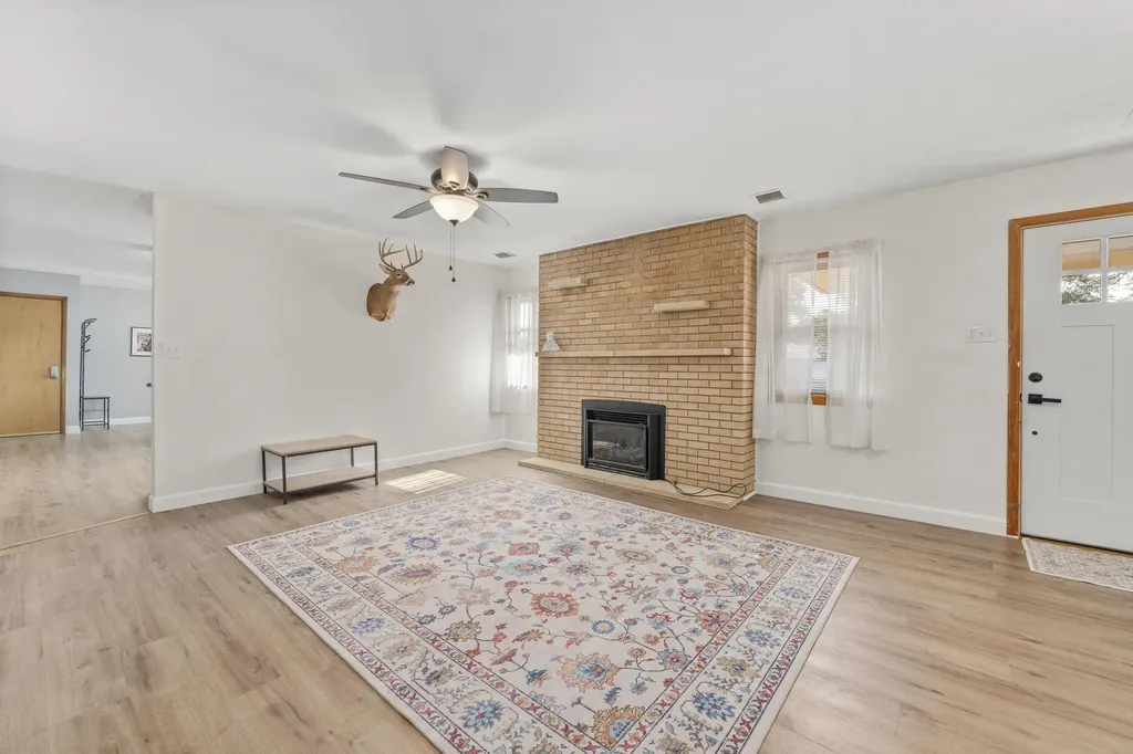 405 Circle Drive Wellington KS 67152