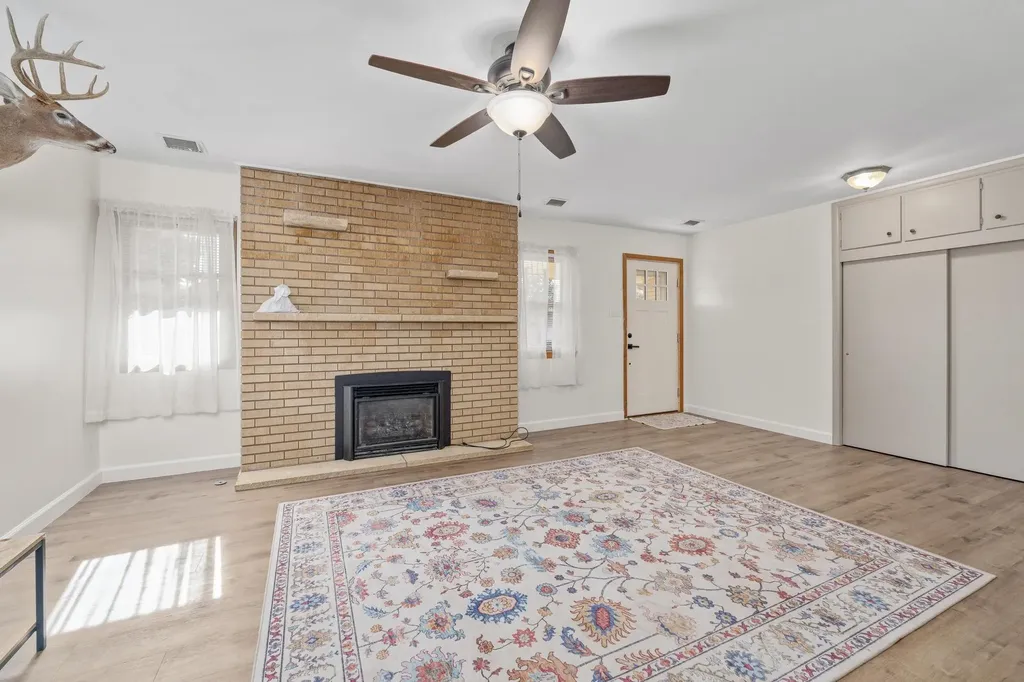 405 Circle Drive Wellington KS 67152