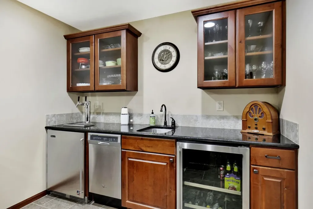 1011 N Beau Jardin Court Derby KS 67037