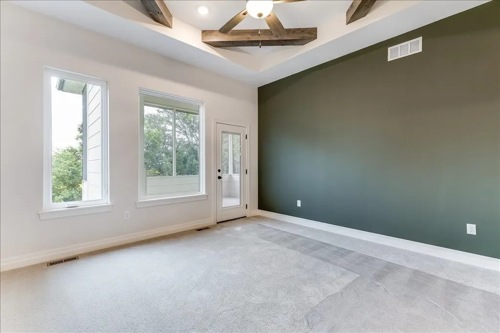 4462 N Grey Meadows Maize KS 67101