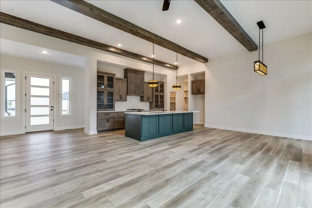 4462 N Grey Meadows Maize KS 67101