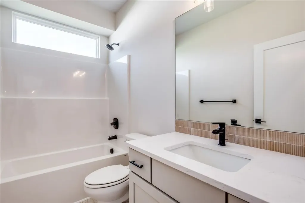 9630 W Cedar Lane Maize KS 67101