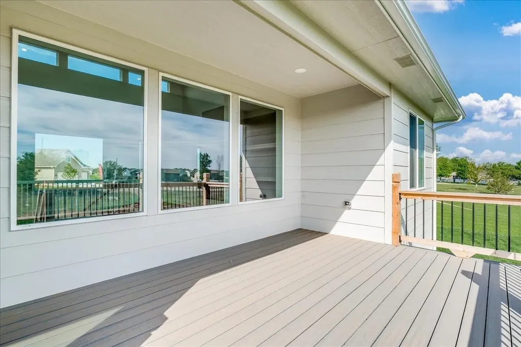 9630 W Cedar Lane Maize KS 67101