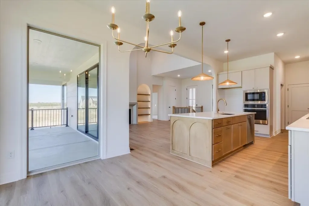 4431 N Grey Meadows Court Maize KS 67101