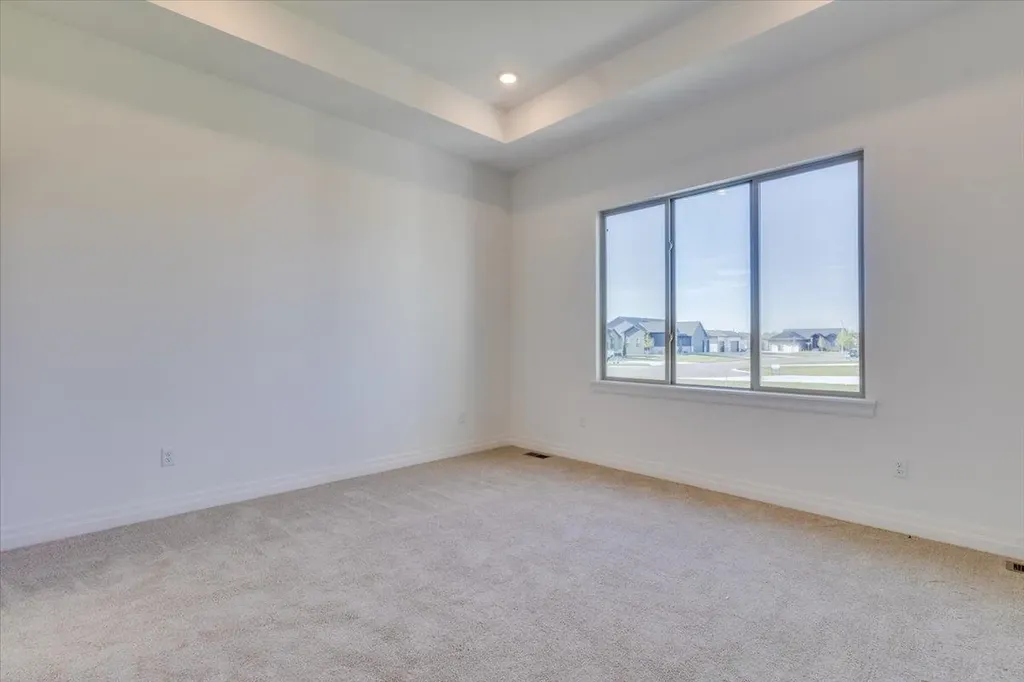 4431 N Grey Meadows Court Maize KS 67101