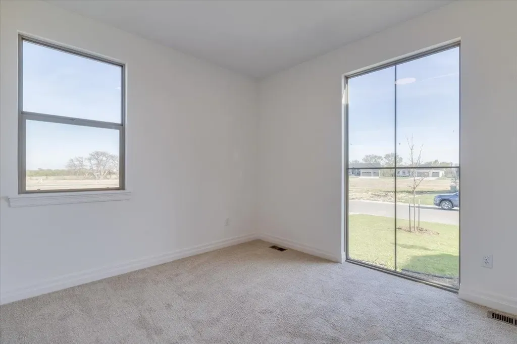 4431 N Grey Meadows Court Maize KS 67101