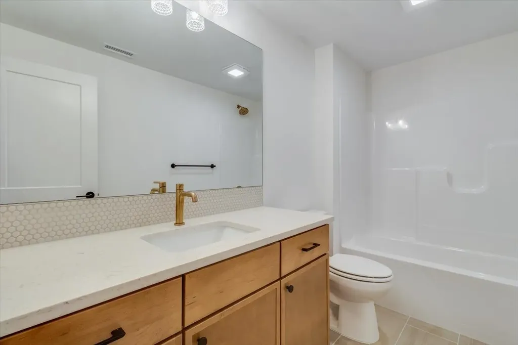 4431 N Grey Meadows Court Maize KS 67101
