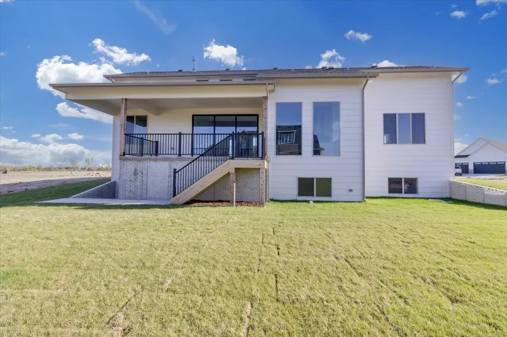 4431 N Grey Meadows Court Maize KS 67101