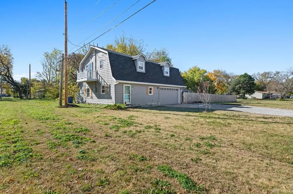 513 E Ash Street Douglass KS 67039