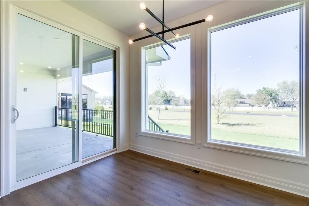 9658 W Cedar Lane Maize KS 67101