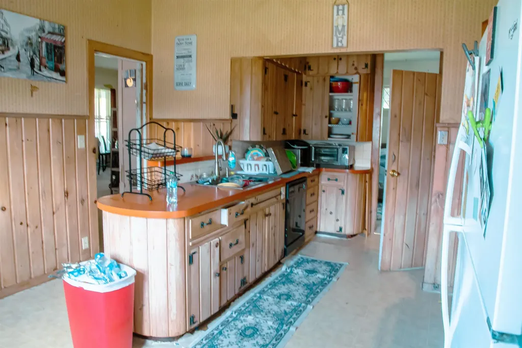 115 S 5th Street Fredonia KS 66736