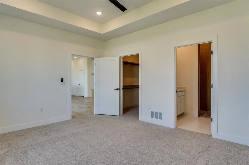 4434 N Sunny Court Wichita KS 67205