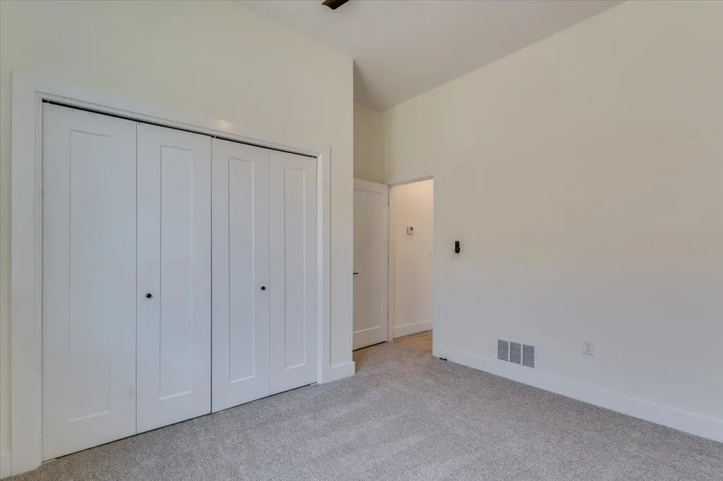 4434 N Sunny Court Wichita KS 67205