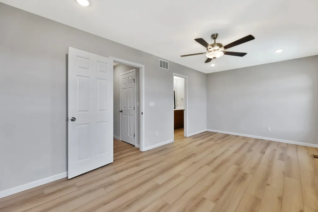 9149 Chris Court Bel Aire KS 67226