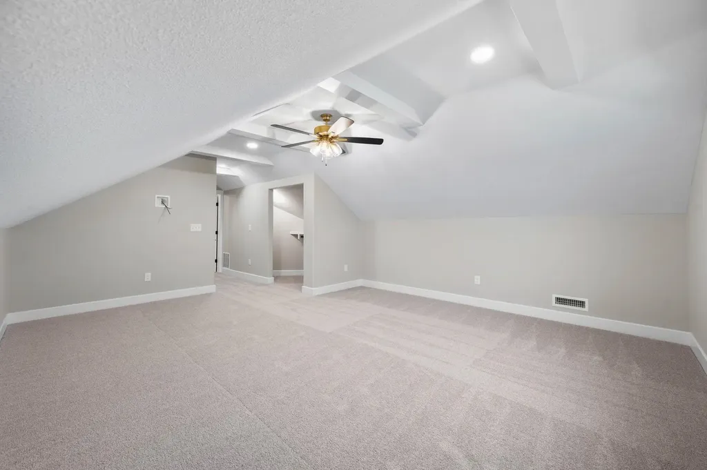 6134 N Hiebert Drive Park City KS 67219