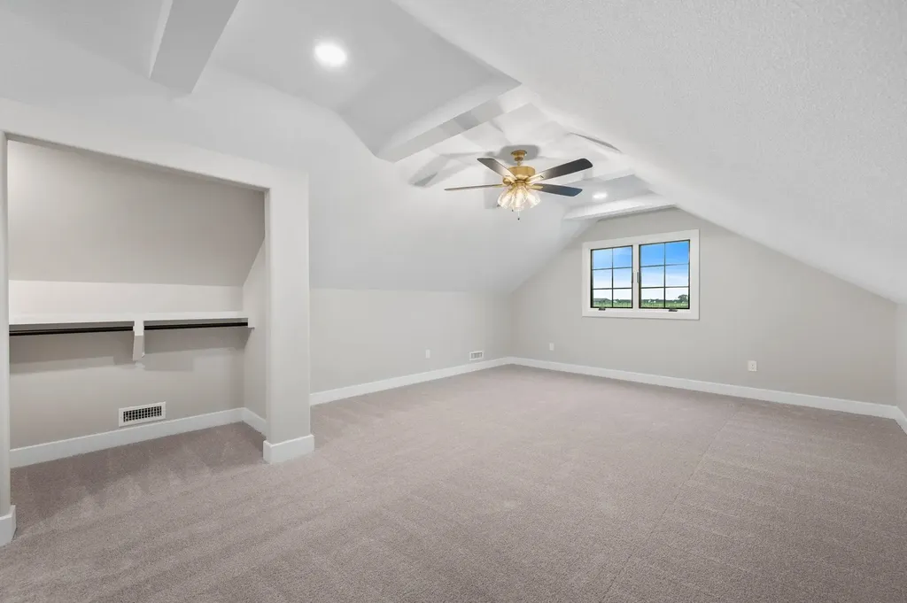 6134 N Hiebert Drive Park City KS 67219
