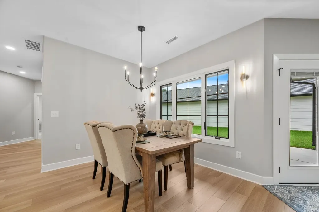 6134 N Hiebert Drive Park City KS 67219
