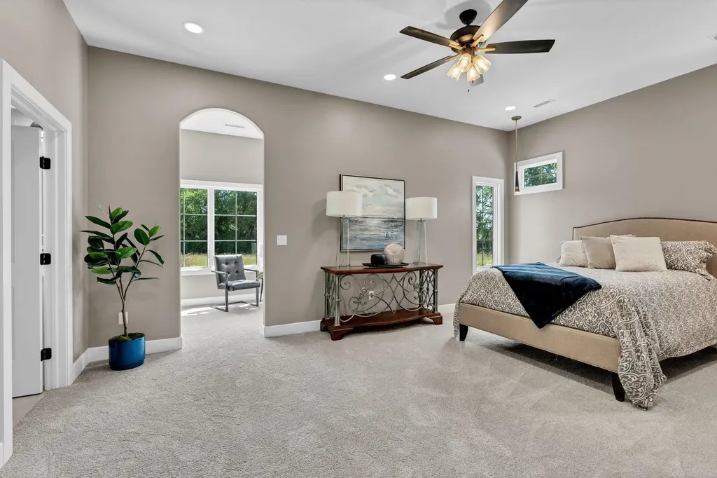 6130 N Hiebert Drive Park City KS 67219