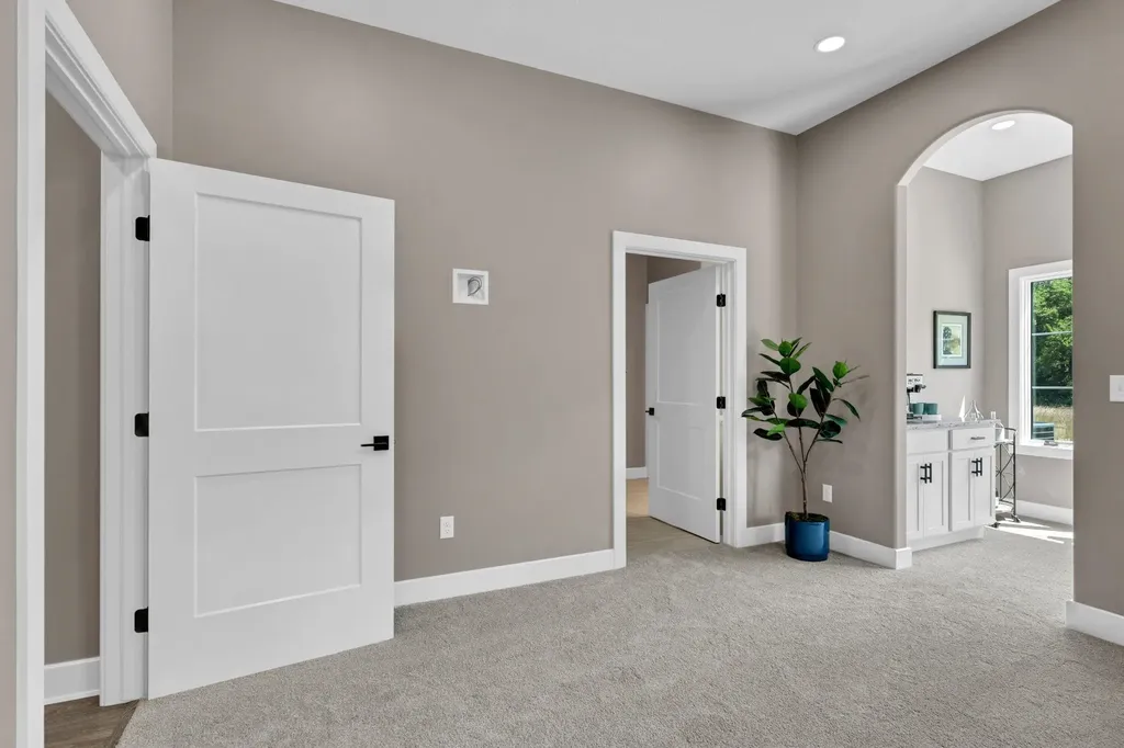 6130 N Hiebert Drive Park City KS 67219