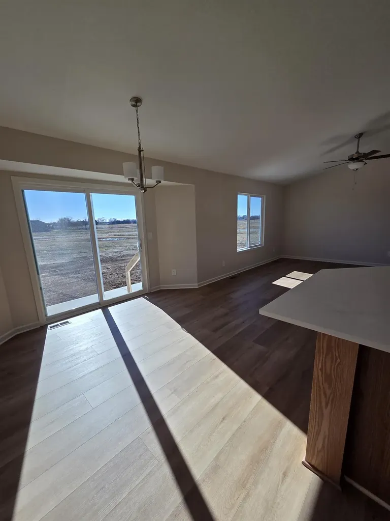 215 Summer Drive Newton KS 67114