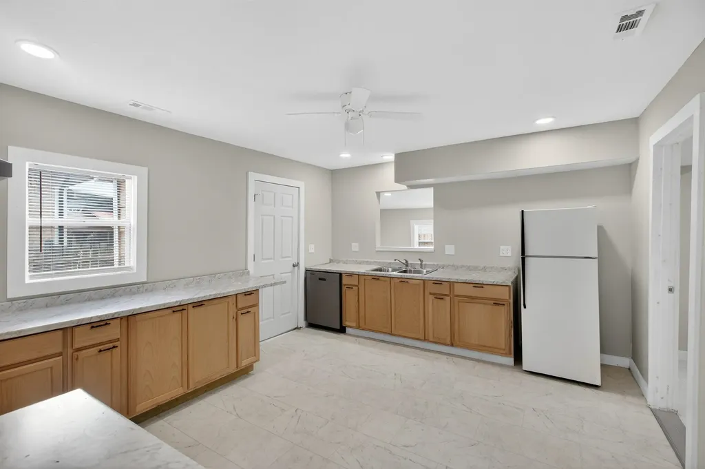 1231 S Topeka Avenue Wichita KS 67211