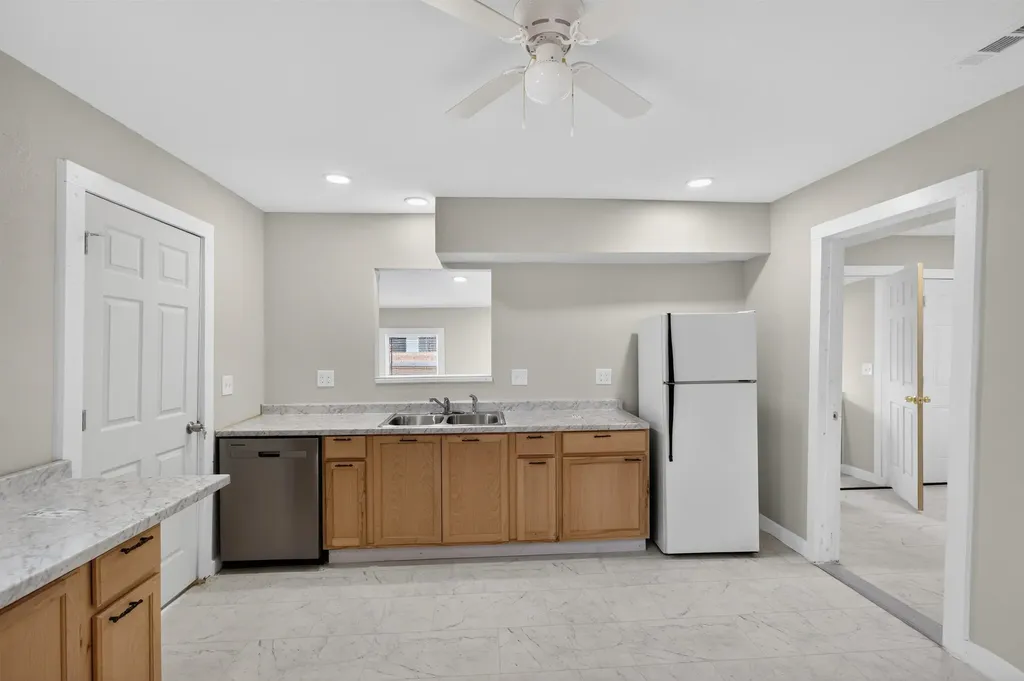 1231 S Topeka Avenue Wichita KS 67211