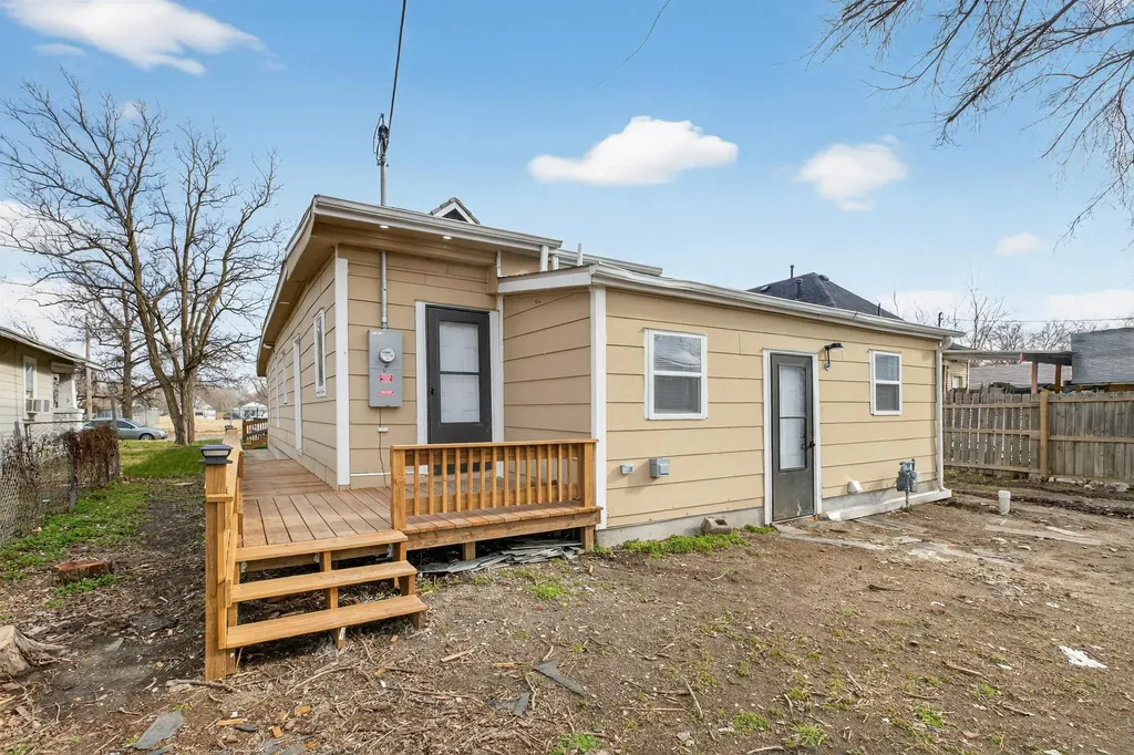 1231 S Topeka Avenue Wichita KS 67211