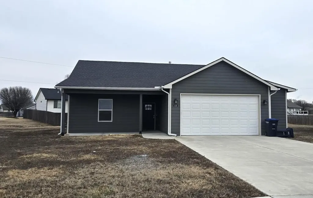 336 Deer Run Avenue El Dorado KS 67042