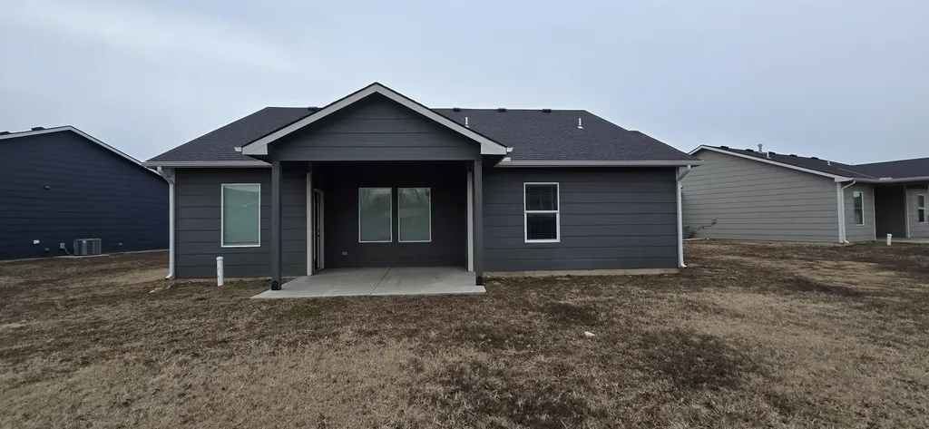 336 Deer Run Avenue El Dorado KS 67042