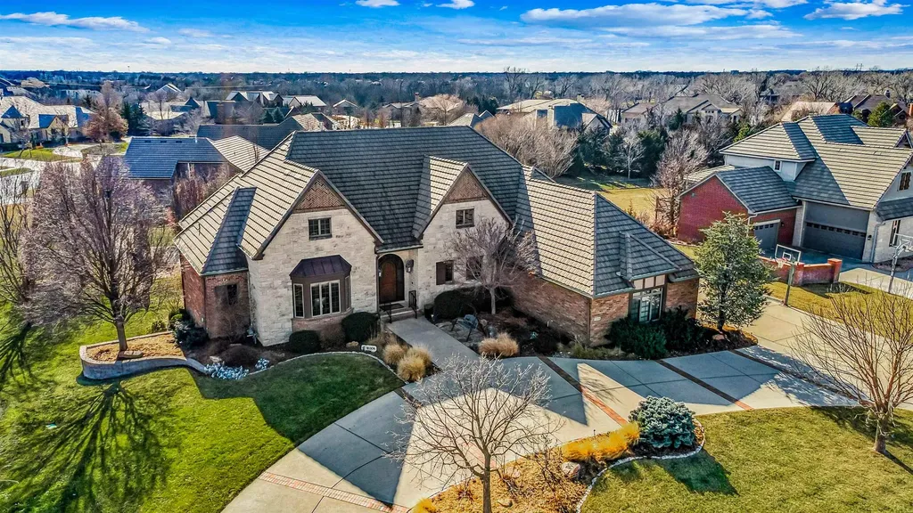 2009 N Clear Creek Court Wichita KS 67230