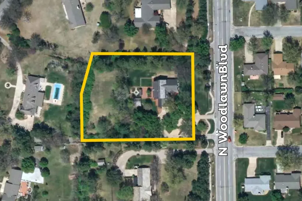 1559 N Woodlawn Wichita KS 67208