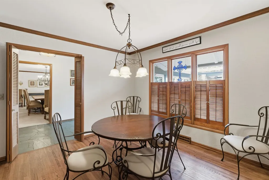1559 N Woodlawn Wichita KS 67208